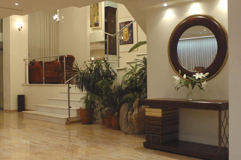 Preveza City Comfort Hotel Beltér fotó